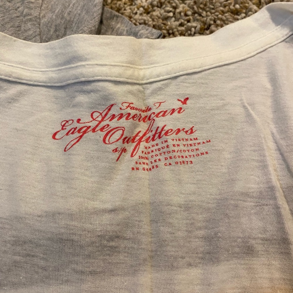 V-Neck Bundle - Picture 2 of 4